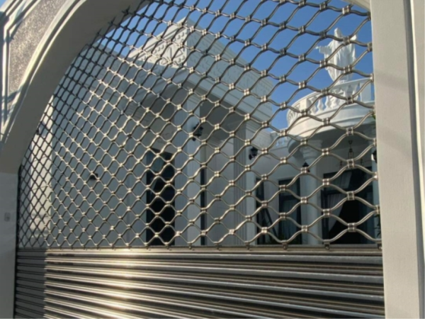 CỬA CUỐN MẮC VÕNG INOX- MẪU 01